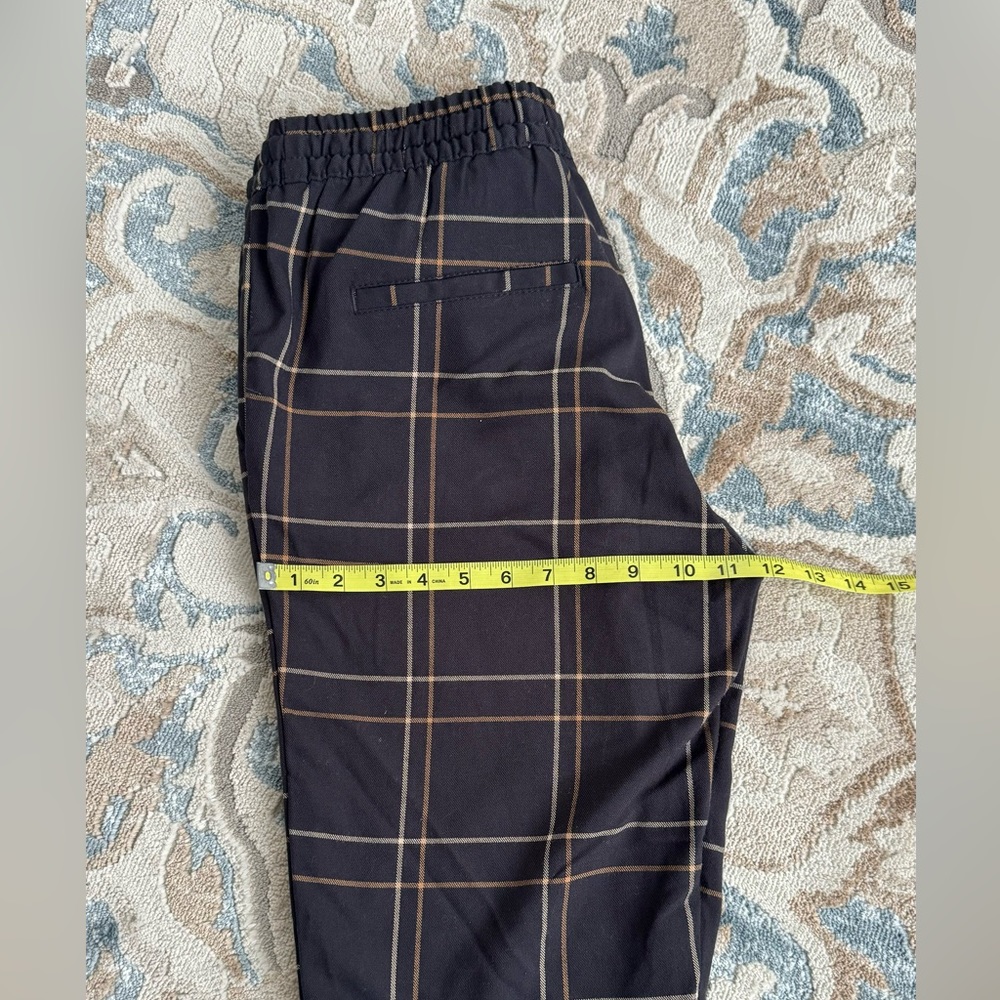 H&M Pants in soft twill, elasticized waistband size 6 - Picture 5 of 6